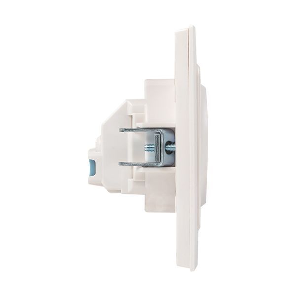 Стокгольм Розетка 1-местная с/з 16А автоматические клеммы белая с защ. штор. EKF PROxima