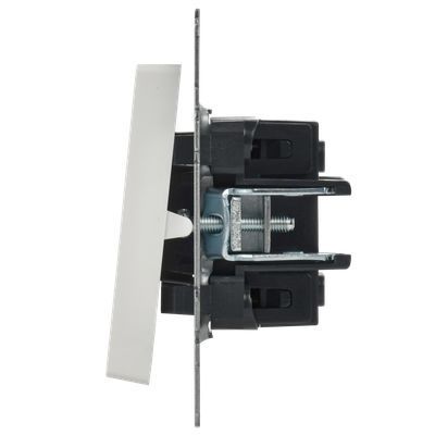 BRITE Выключатель 1-клавишный проходной 10А ВС10-1-6-БрБ белый IEK