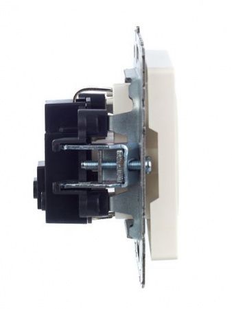 BRITE Розетка 1-местная с заземлением с защитными шторками 16А РС14-1-0-БрЖ жемчуг IEK